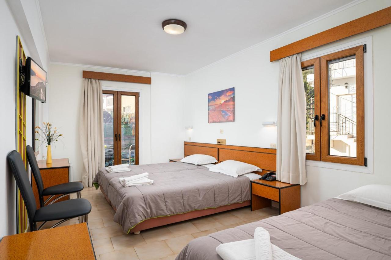 Hotel Emily 2*